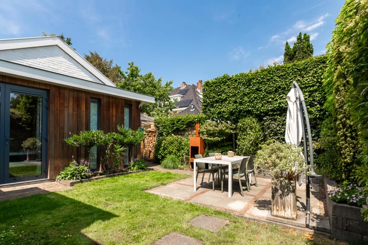 Foto 39 van Alberdingk Thijmlaan 10