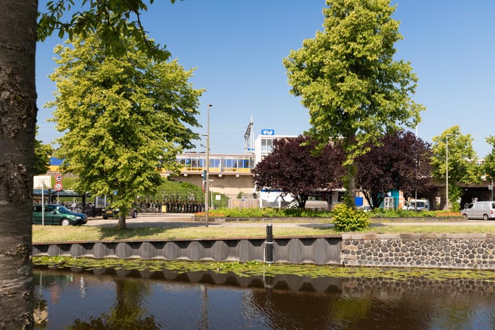 Foto 43 van Alberdingk Thijmlaan 10