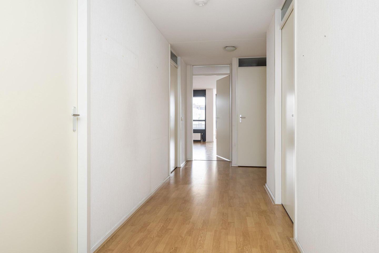 Photo 5 of Schutstraat 11-26