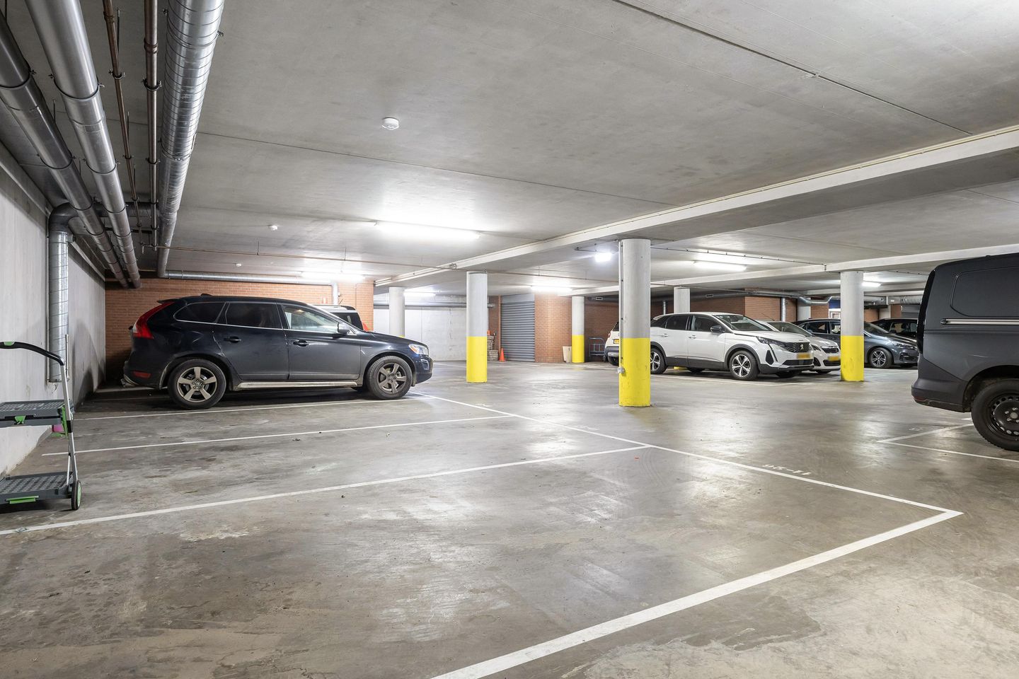 Photo 4 of Schutstraat 11-26