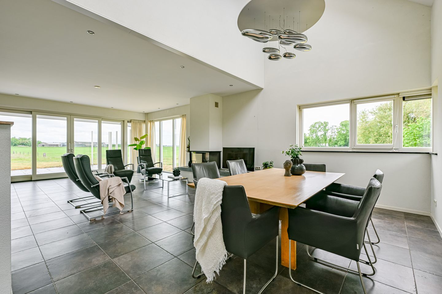 Photo 4 of Nesdijk 24