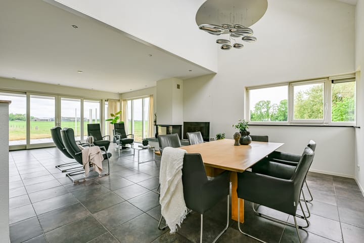 Photo 4 of Nesdijk 24