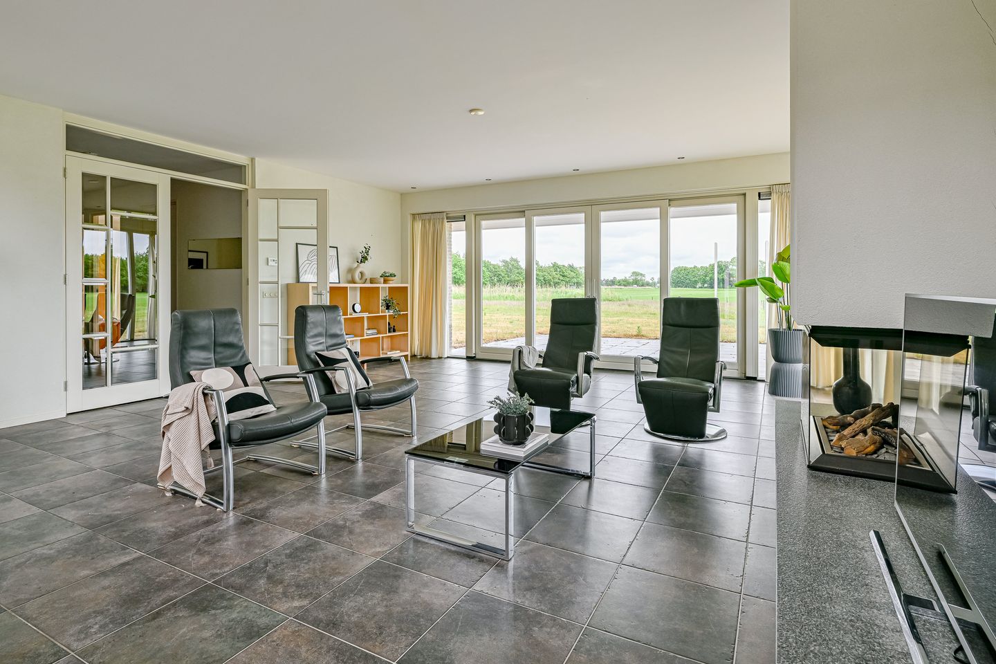 Photo 5 of Nesdijk 24