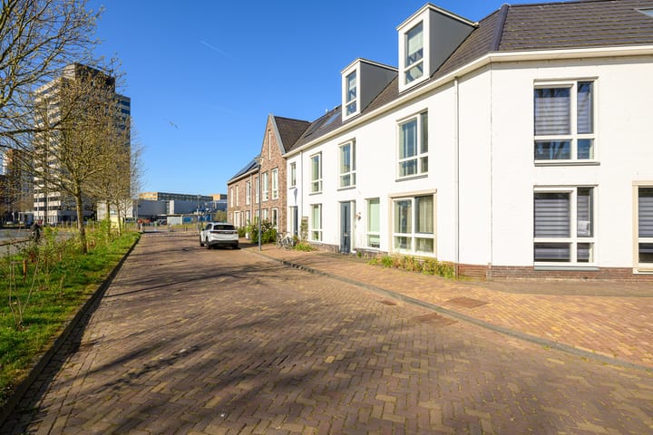 Foto 2 van Leidatoweg 6-A