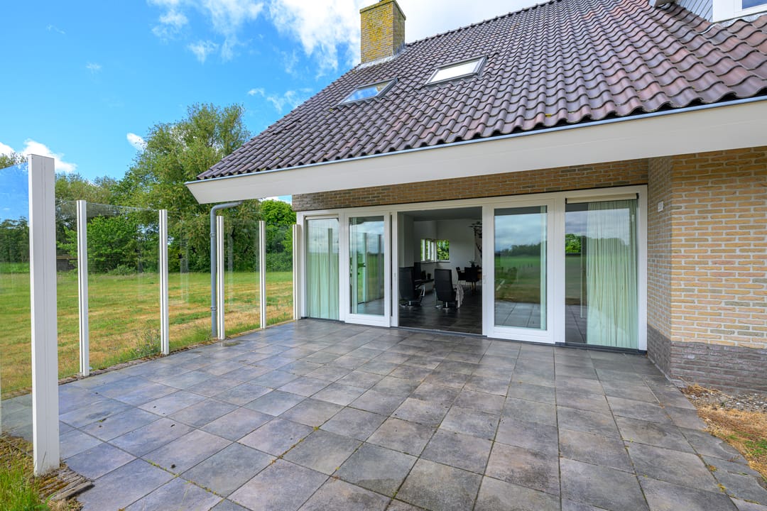 Photo 31 of Nesdijk 24