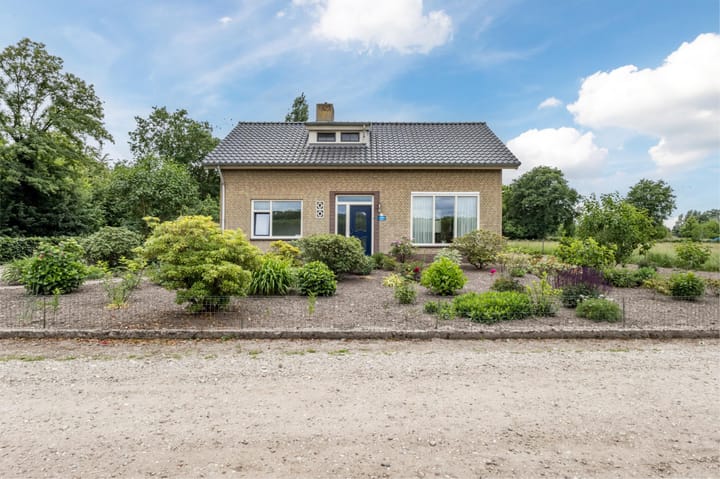 Foto 1 van Rechtestraat 6