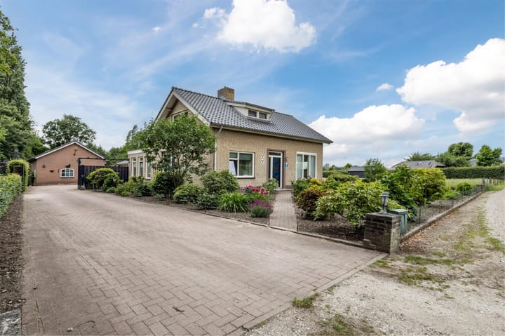 Foto 2 van Rechtestraat 6