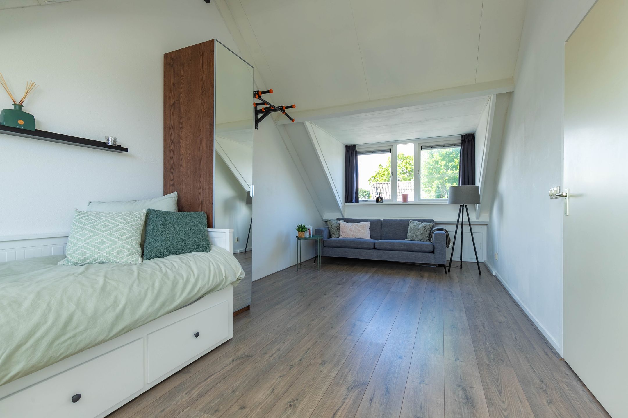 Foto 21 van Ferdinand Bollaan 11