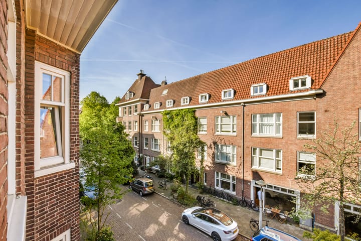 Foto 9 van Agamemnonstraat 15-2