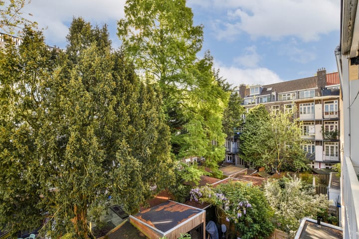 Foto 14 van Agamemnonstraat 15-2