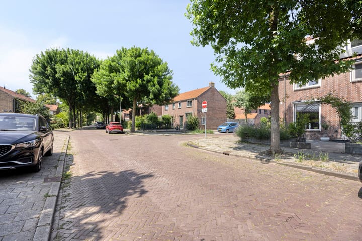 Foto 25 van Albert Cuypstraat 8