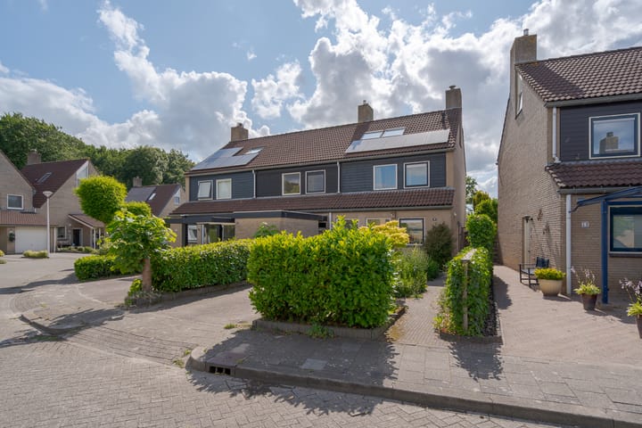 Foto 1 van Hoefslagmate 47