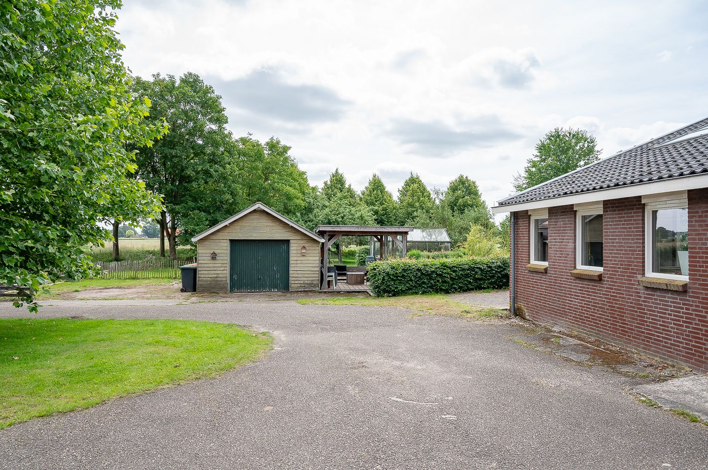 Foto 85 van Warmseweg 2