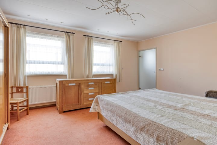 Foto 16 van Iepenstraat 5