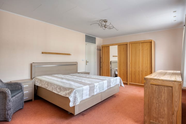 Foto 17 van Iepenstraat 5