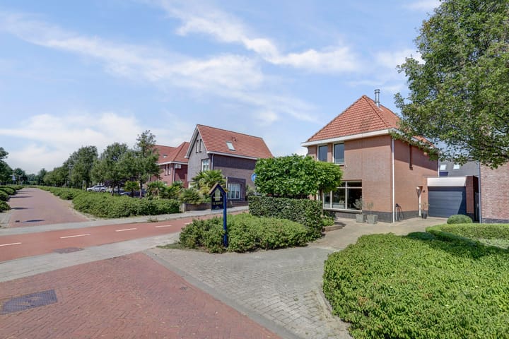 Foto 3 van Glenn Millerlaan 21