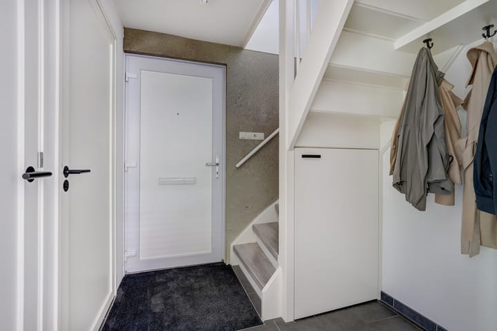 Foto 5 van Glenn Millerlaan 21