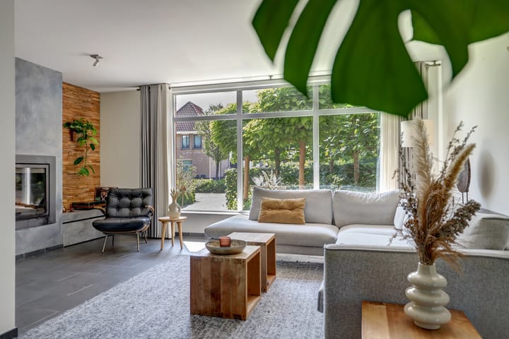 Foto 10 van Glenn Millerlaan 21