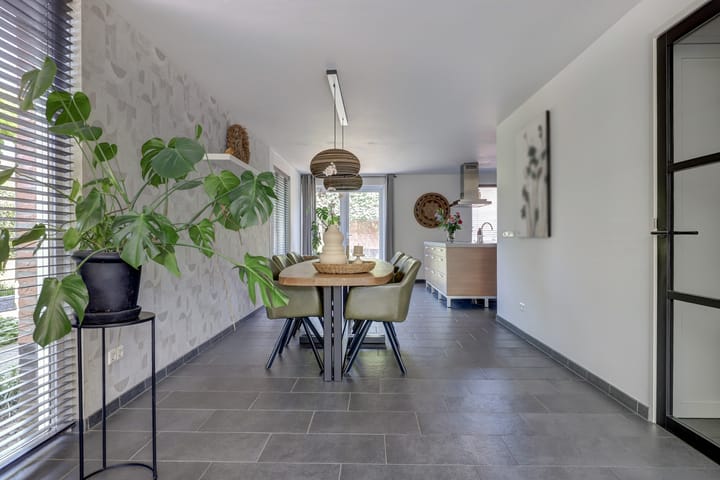 Foto 11 van Glenn Millerlaan 21