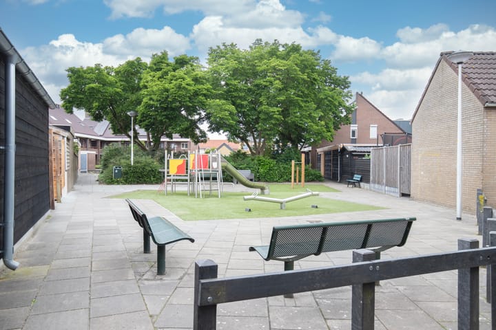 Photo 9 of Tureluur 74