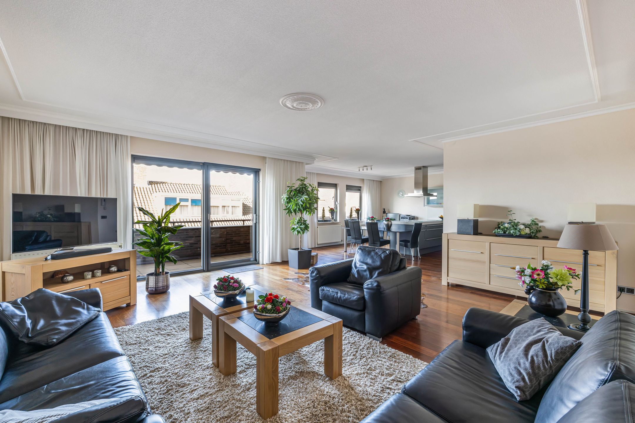 Foto 3 van Nieuwedijk 16-B