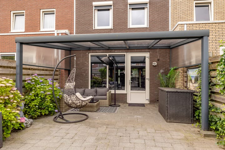 Foto 33 van Koningspage 86