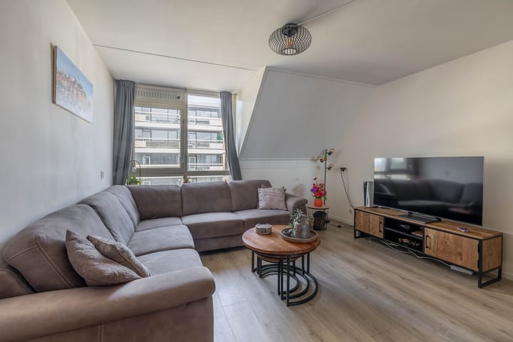 Foto 2 van Puteanusstraat 111