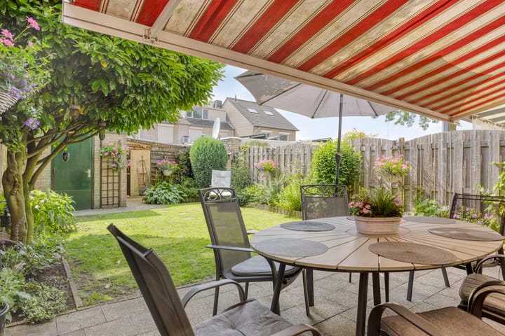 Photo 25 of Johannes Vermeerlaan 66