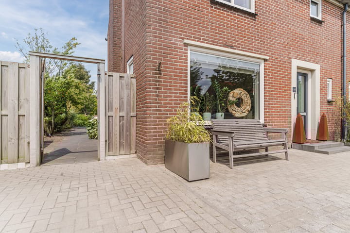 Foto 8 van John F. Kennedylaan 1