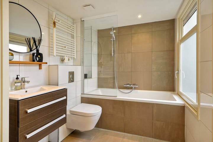 Foto 12 van Van Oldenbarneveldtstraat 96-CH