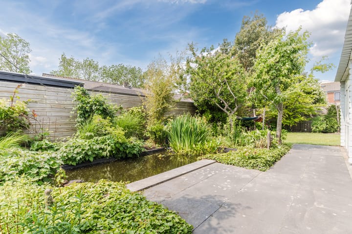 Foto 36 van John F. Kennedylaan 1