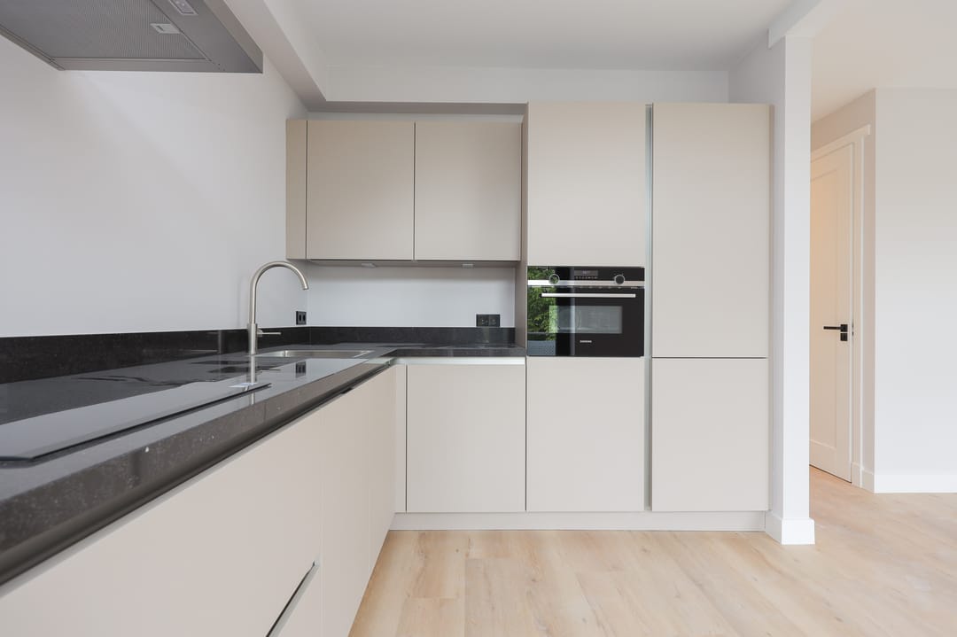 Foto 2 van Hoofdweg 63-3