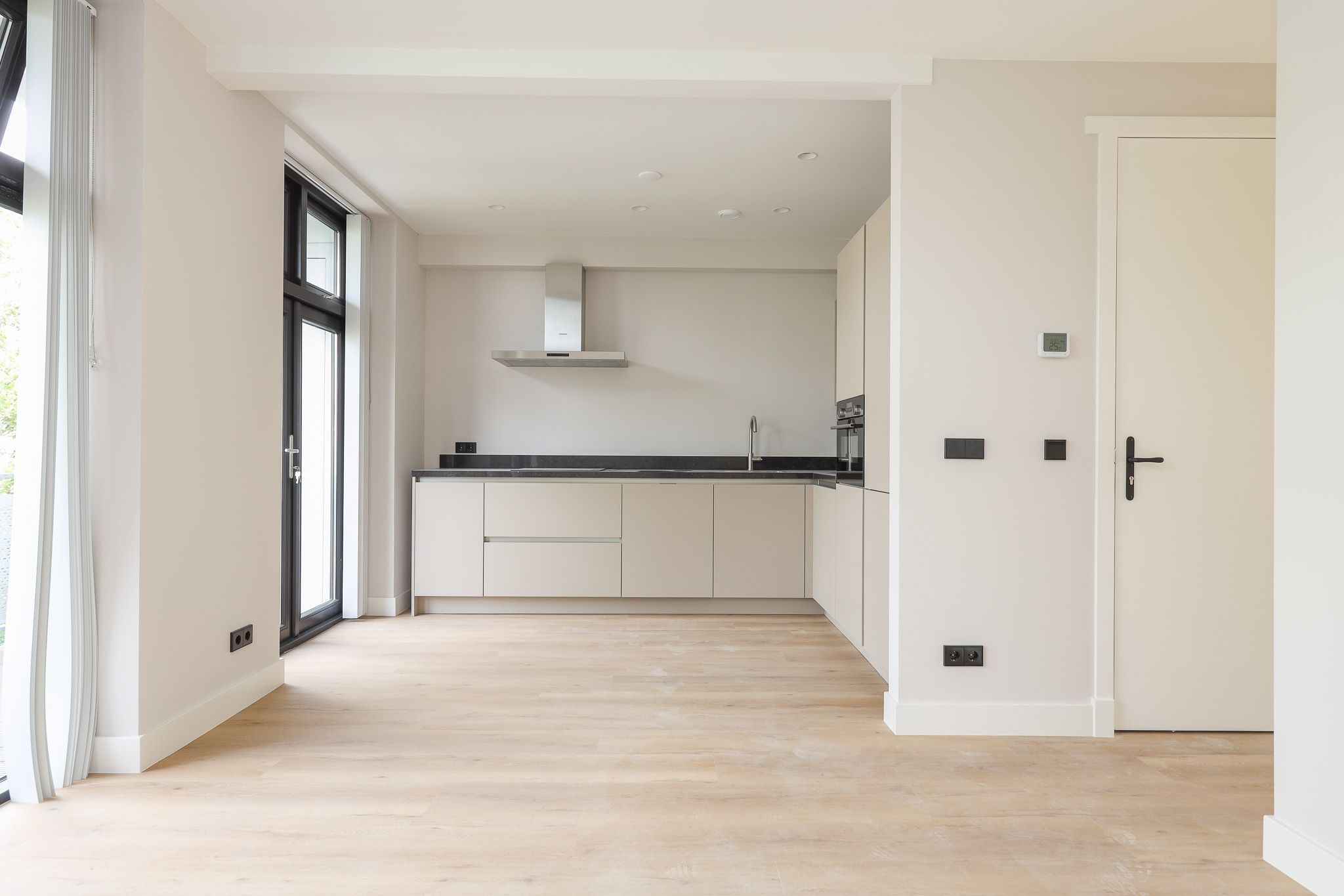 Foto 6 van Hoofdweg 63-3