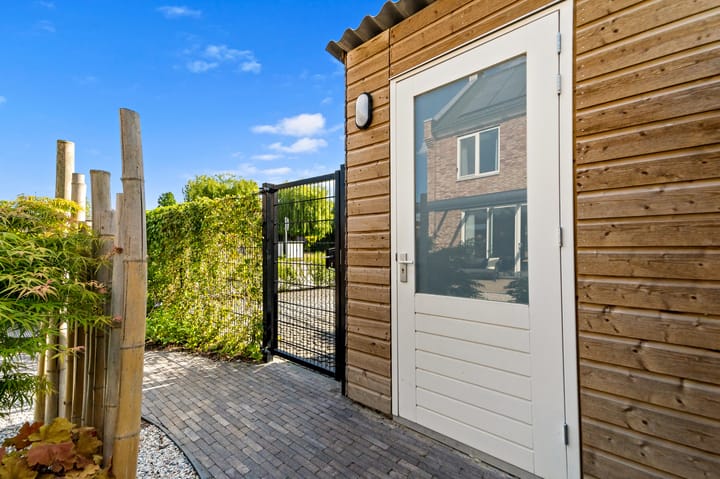 Foto 22 van Raaigrasstraat 30