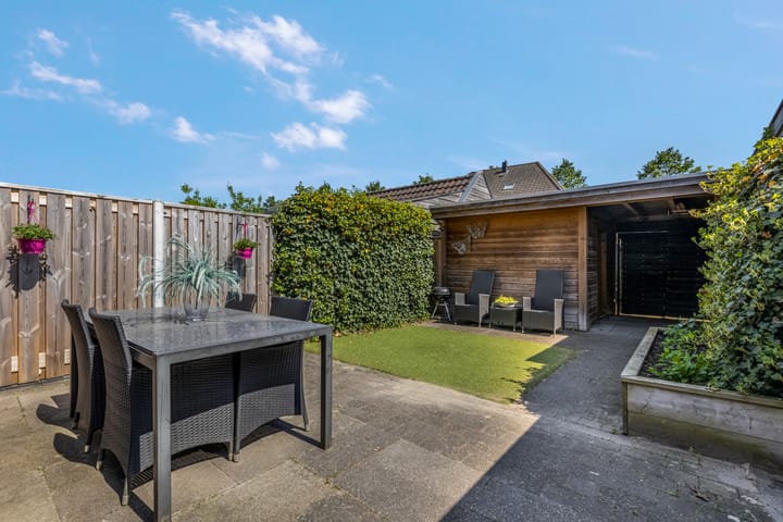 Foto 28 van De Veldse Eng 8