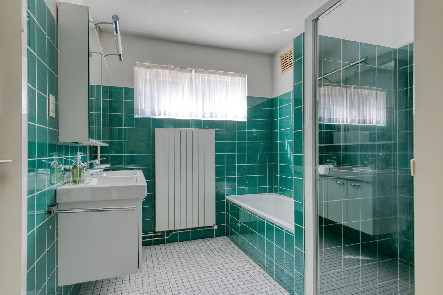 Photo 25 of Midakkers 19