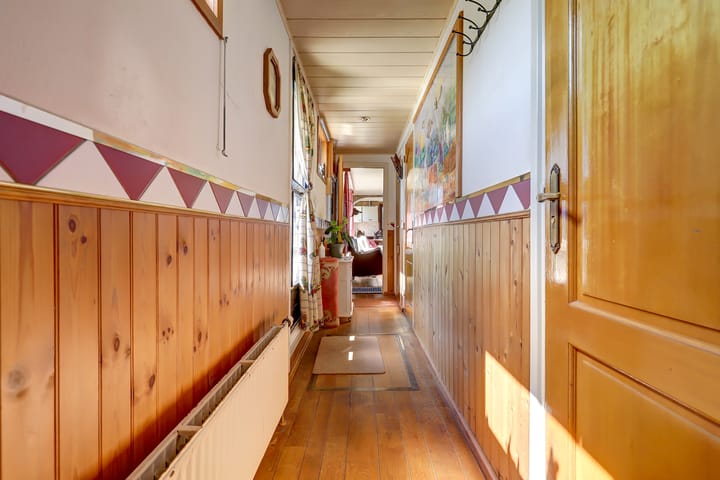 Photo 13 of Waalbandijk 70