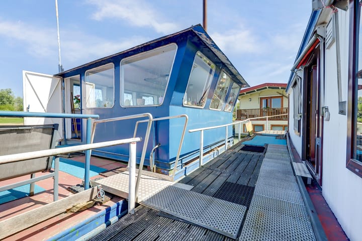 Photo 24 of Waalbandijk 70