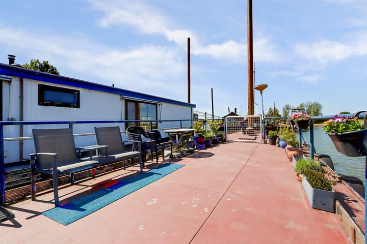 Photo 25 of Waalbandijk 70