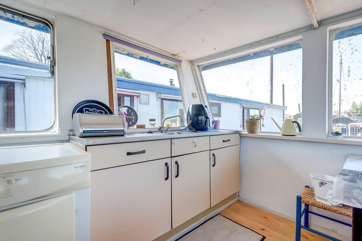 Photo 29 of Waalbandijk 70