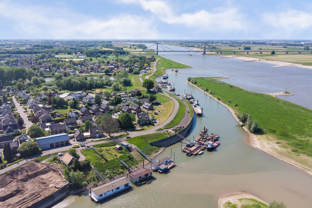 Photo 37 of Waalbandijk 70