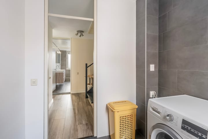 Foto 28 van Jacob van Dijkstraat 87