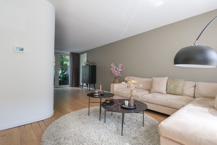 Foto 23 van Deken Hennissenstraat 18