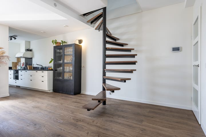 Foto 9 van Riouwstraat 16