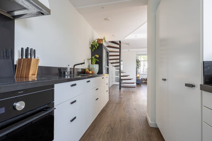 Foto 17 van Riouwstraat 16