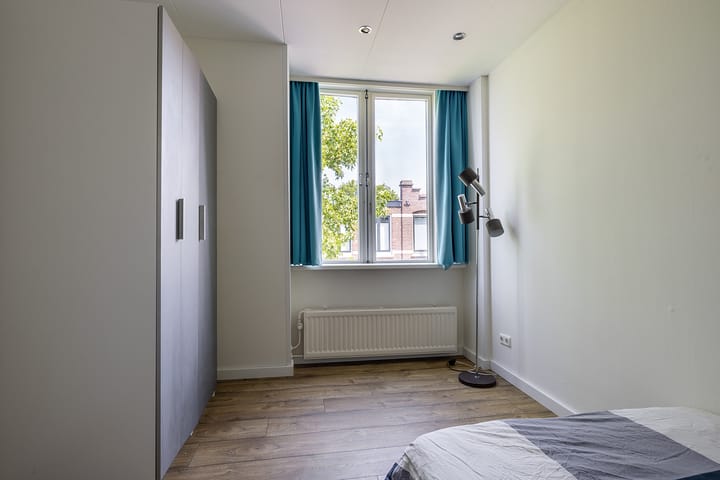 Foto 37 van Riouwstraat 16