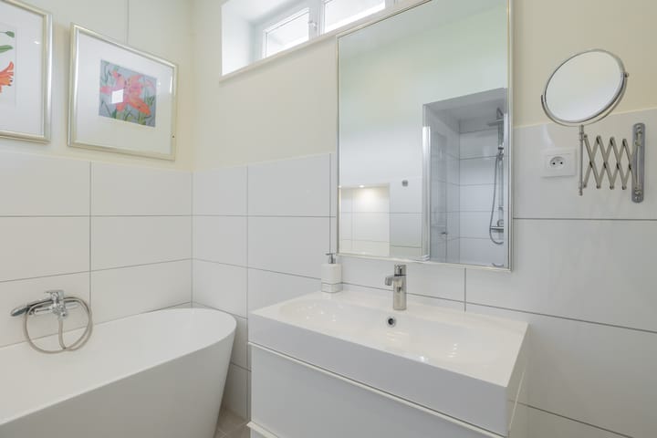 Foto 47 van Alte Mittelstraße 12