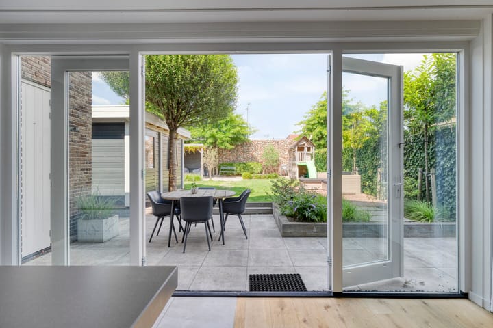 Foto 19 van Escarp 70