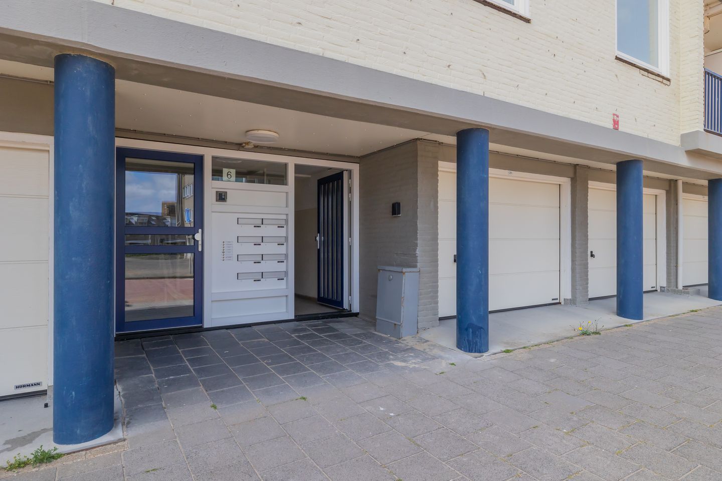 Photo 5 of Karel Doormanstraat 6-F7