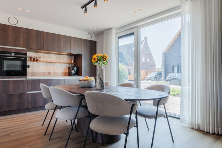 Foto 14 van Huiszwaluwstraat 6